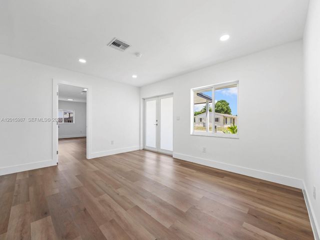 10530 SW 146th St, Miami, FL 33176
