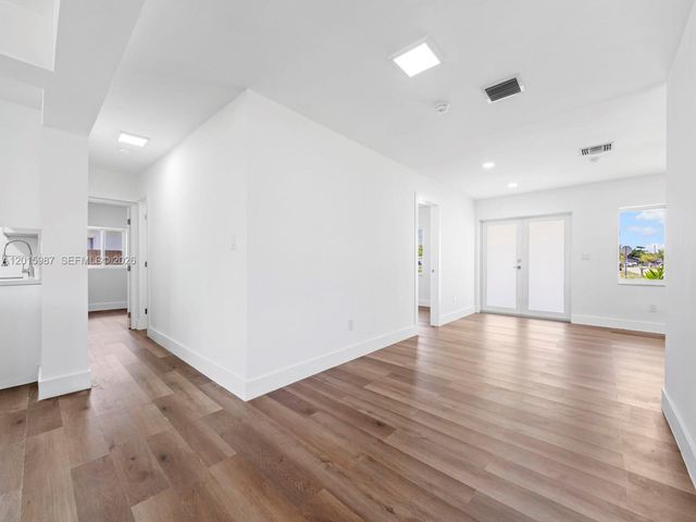 10530 SW 146th St, Miami, FL 33176