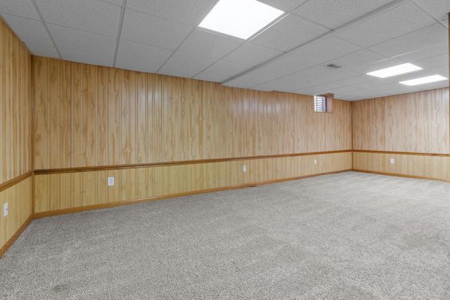 36 W Sedgemeadow STREET, Elkhorn, WI 53121