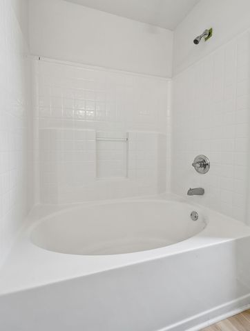 3177 Brook Hill Dr, Clarksville, TN 37042