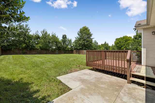 3177 Brook Hill Dr, Clarksville, TN 37042