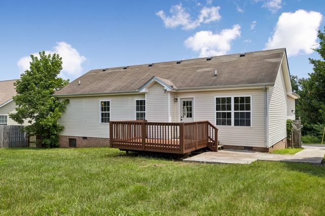 3177 Brook Hill Dr, Clarksville, TN 37042