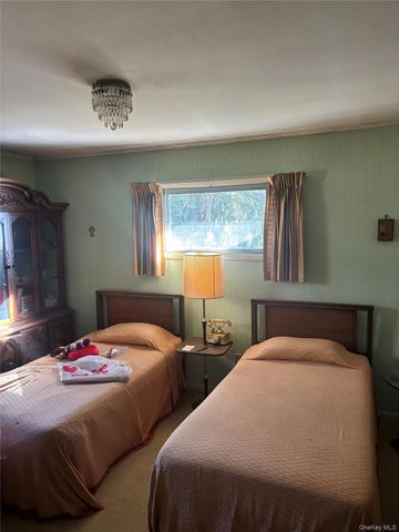 4 City Terrace N, Newburgh, NY 12550