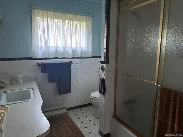 4 City Terrace N, Newburgh, NY 12550