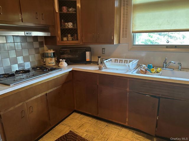 4 City Terrace N, Newburgh, NY 12550