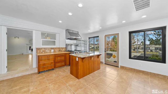 4947 W Lakeridge Terrace, Reno, NV 89509