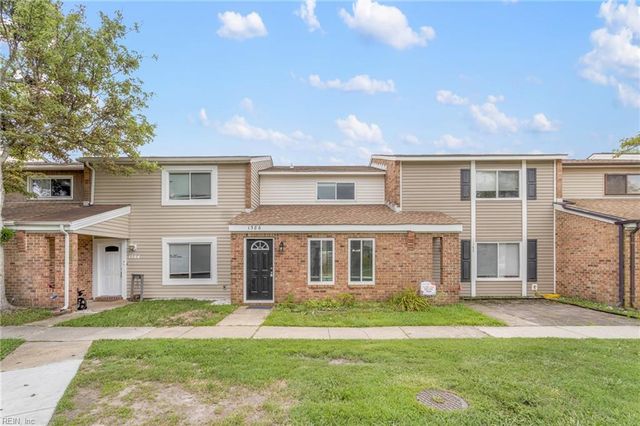 1386 Sierra DR, Virginia Beach, VA 23453
