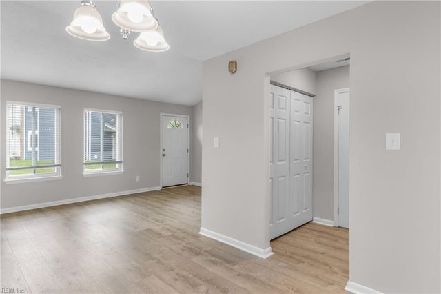 1386 Sierra DR, Virginia Beach, VA 23453