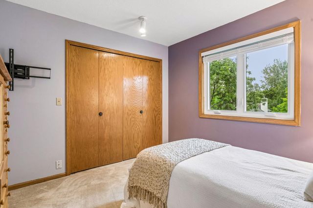6582 Falstaff Terrace, Woodbury, MN 55125