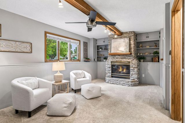 6582 Falstaff Terrace, Woodbury, MN 55125