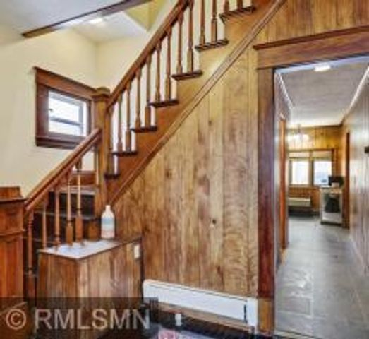 1013 Sims Avenue, Saint Paul, MN 55106