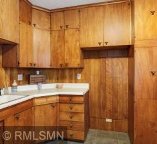 1013 Sims Avenue, Saint Paul, MN 55106