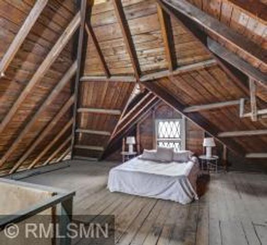 1013 Sims Avenue, Saint Paul, MN 55106