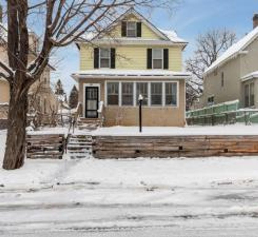 1013 Sims Avenue, Saint Paul, MN 55106