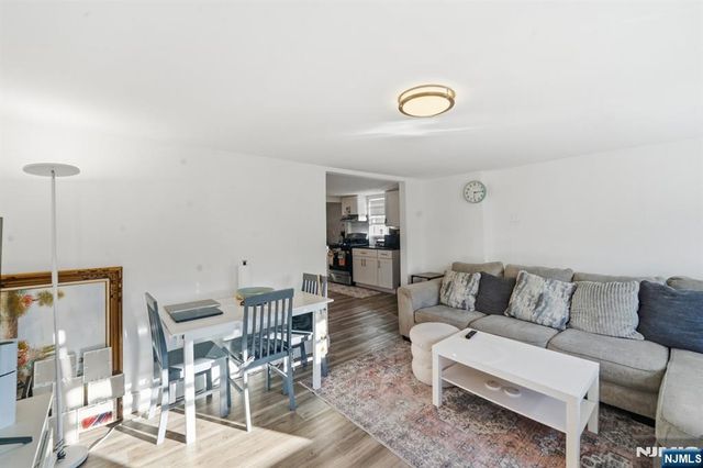 60 Westervelt Place, Lodi, NJ 07644