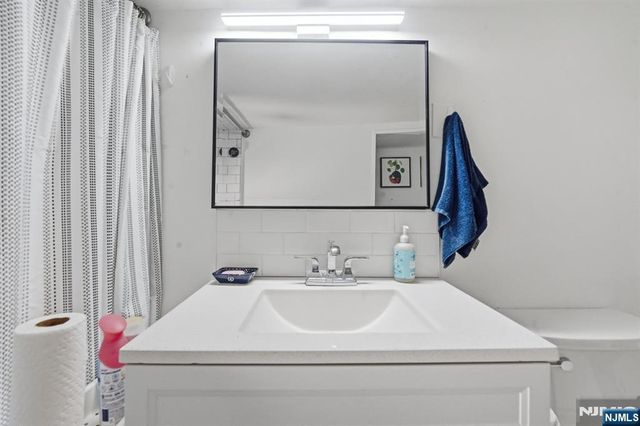 60 Westervelt Place, Lodi, NJ 07644