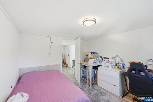 60 Westervelt Place, Lodi, NJ 07644