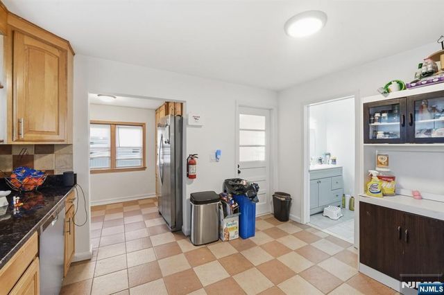 60 Westervelt Place, Lodi, NJ 07644