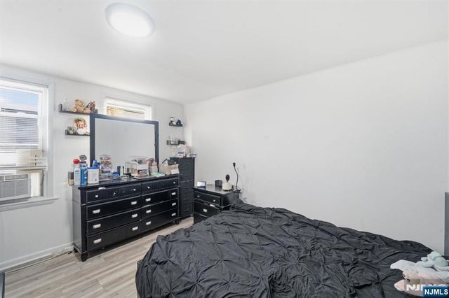 60 Westervelt Place, Lodi, NJ 07644