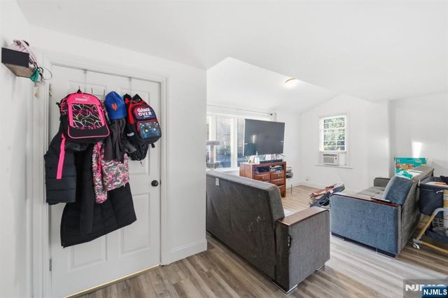 60 Westervelt Place, Lodi, NJ 07644