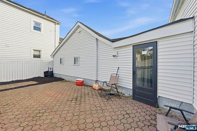 60 Westervelt Place, Lodi, NJ 07644