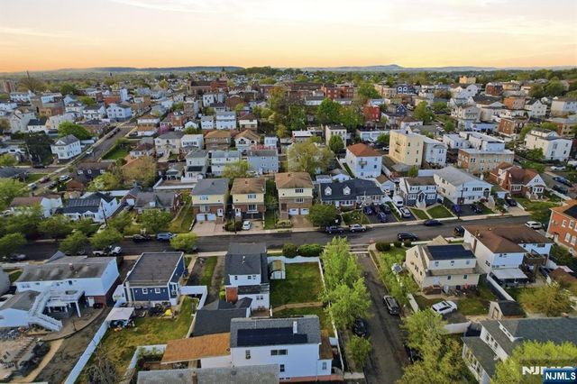 60 Westervelt Place, Lodi, NJ 07644