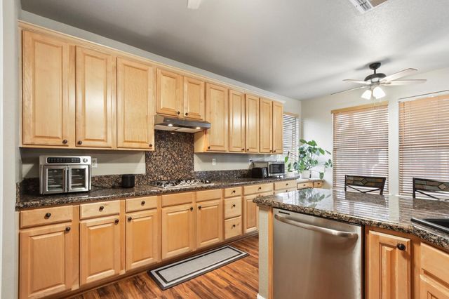 1033 Callawassie Way, Roseville, CA 95747