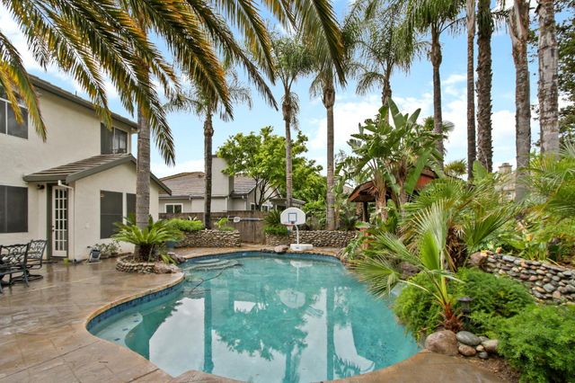 1033 Callawassie Way, Roseville, CA 95747