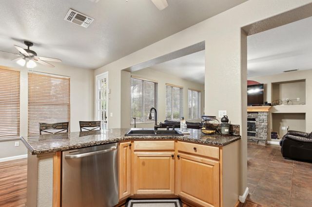 1033 Callawassie Way, Roseville, CA 95747