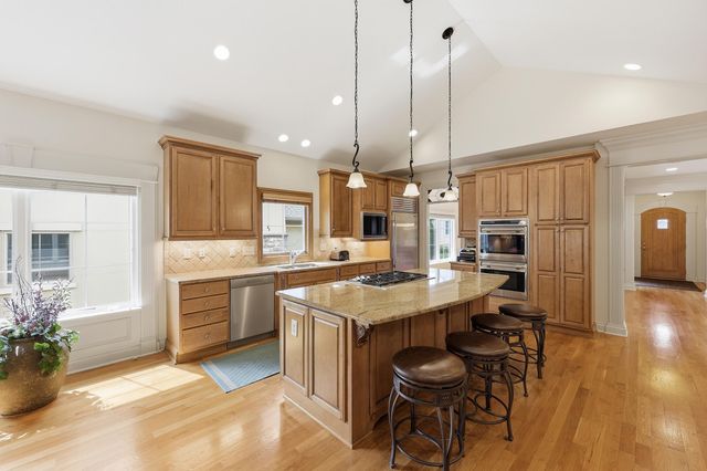 3233 Armscote Road, Dublin, OH 43017