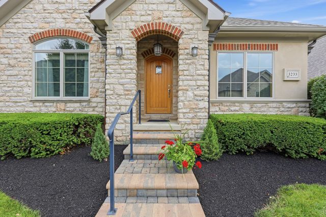 3233 Armscote Road, Dublin, OH 43017