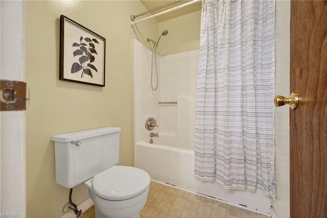 4346 Stafford DR, Chesapeake, VA 23321