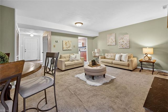 4346 Stafford DR, Chesapeake, VA 23321