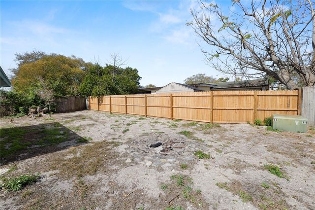 4037 GRAYTON DRIVE, New Port Richey, FL 34652