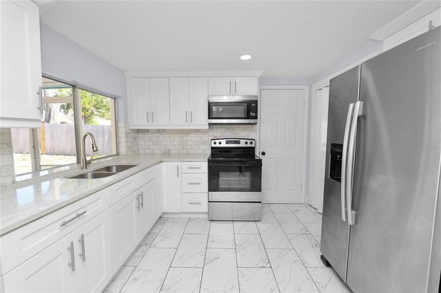 4037 GRAYTON DRIVE, New Port Richey, FL 34652