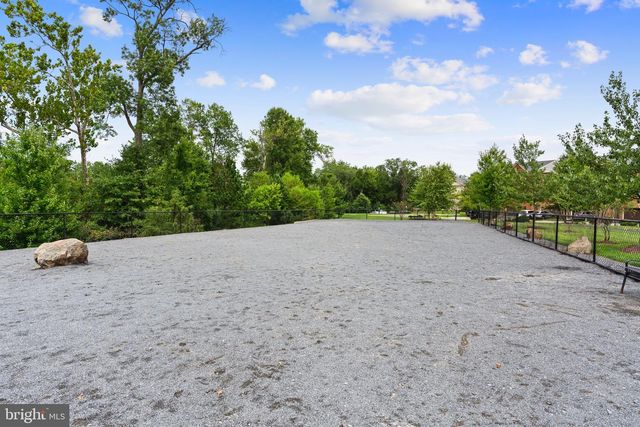 6725 PINCHOT LN, Haymarket, VA 20169