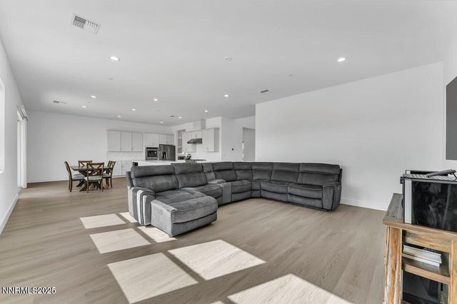 396 Pah Rah Rdg Drive, Sparks, NV 89441