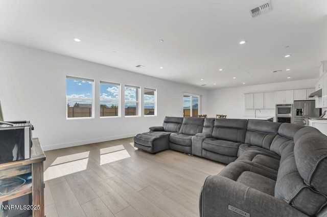 396 Pah Rah Rdg Drive, Sparks, NV 89441