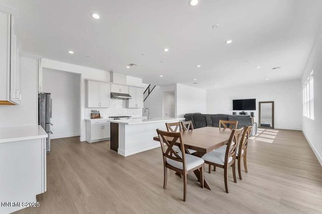 396 Pah Rah Rdg Drive, Sparks, NV 89441