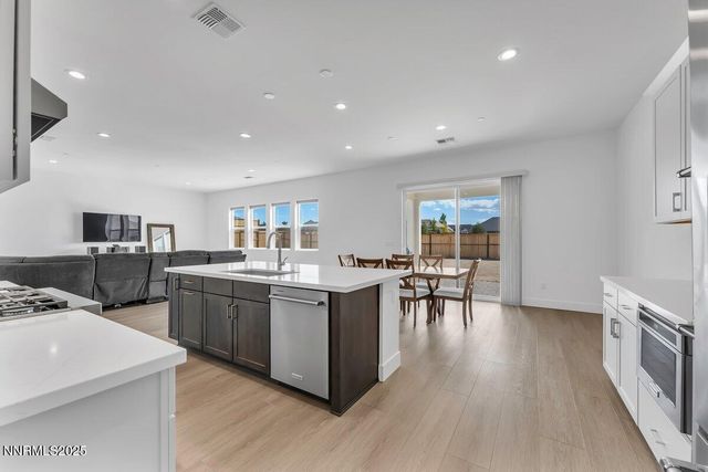 396 Pah Rah Rdg Drive, Sparks, NV 89441