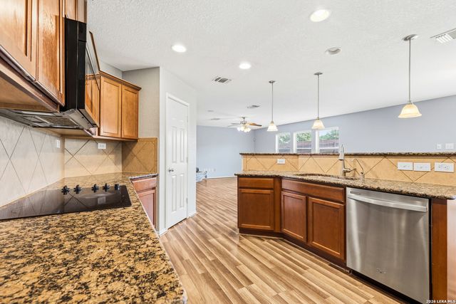 5705 Columbia, Cibolo, TX 78108