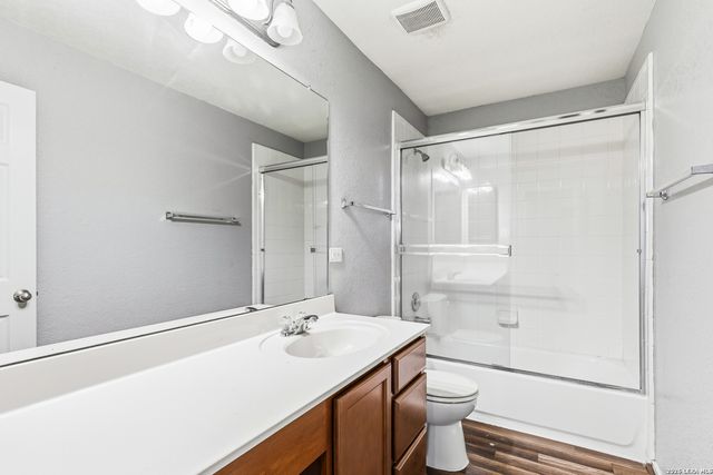5705 Columbia, Cibolo, TX 78108