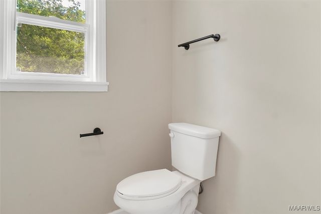 26 FAIRLANE Drive, Montgomery, AL 36106