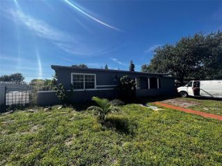 3350 SW 37th St 0, West Park, FL 33023