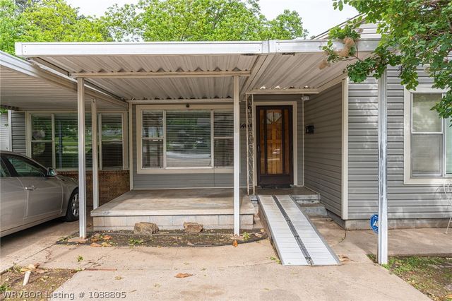 1404 S 17th Street, Fort Smith, AR 72901