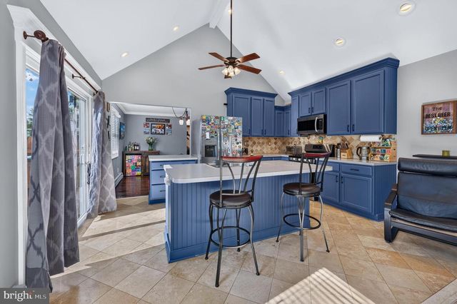 477 CUTLER, Maple Shade, NJ 08052