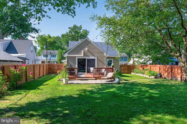 477 CUTLER, Maple Shade, NJ 08052