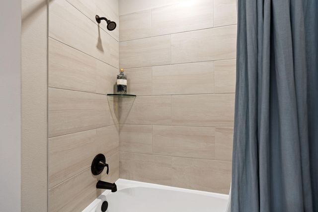 6804 Westview Drive 1208, Houston, TX 77055