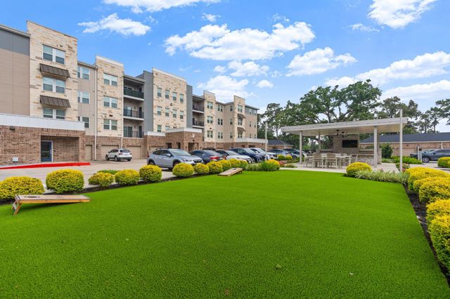 6804 Westview Drive 1208, Houston, TX 77055