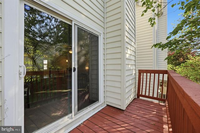 1704 W BANCROFT LN, Crofton, MD 21114